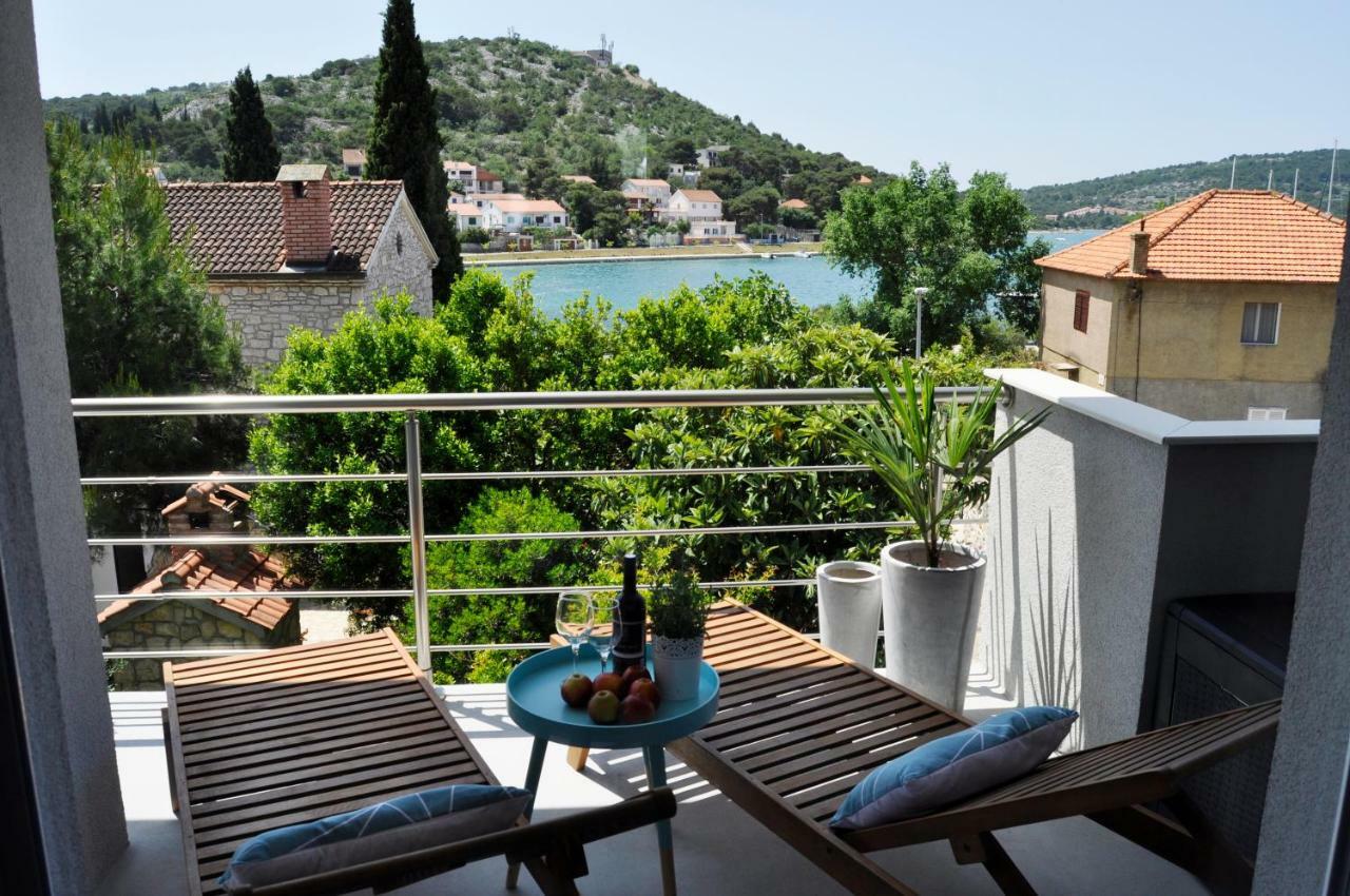 Anemos Apartman Appartamento Tisno Camera foto